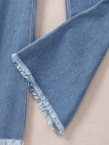 SHEIN Bộ 2 món cho bé gái tuổi mới lớn - Áo thun dài tay cổ tròn in hình trái tim và quần denim ống loe - Xám - Xem 6