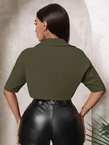 VaVaBold Camisa corta de manga corta de unicolor casual de mujer con dos bolsillos - Verde militar - Ver 2