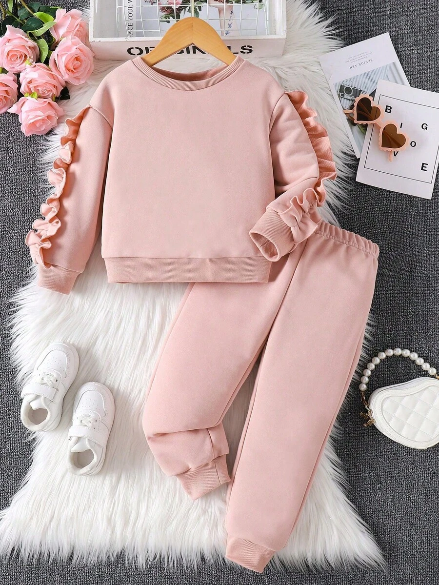 SHEIN Leap Crew 年轻女孩甜美可爱纯色休闲连帽运动衫和裤子套装，带有褶边细节，秋冬季，非常适合休闲日常穿着和上学日常、姐妹搭配、妈妈和女儿搭配。 - 粉色 - 查看 1