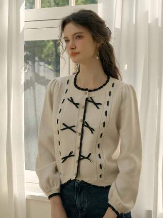 Simple Retro Women's Round Collar Colour Clashing Bow Sweater Cardigan