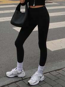 DAZY 女士纯色紧身打底裤，修身百搭紧身裤，适合秋季和四季 - 黑色 - 查看 2
