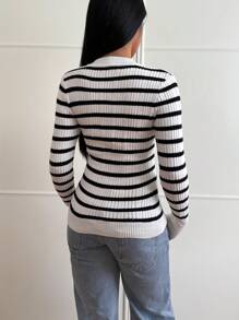 SHEIN EZwear 女士春季时尚 1 件纯色粗针织 V 领毛衣，女士春/秋休闲粗针织，撞色蕾丝长袖修身棕色常规袖套头衫女士毛衣，长袖上衣 - 黑與白 - 查看 3