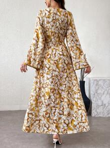 Al Najma 女式花卉印花拼色饰边 V 领长袖 Abaya 连衣裙，端庄优雅的全长超长侧系带领 Jalabiya 适合日常休闲/居家/旅行/度假/派对 - 黃色 - 查看 2