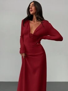 Aloruh 度假浪漫约会露肩深 V 紧身长袖花卉 3D 荷叶边下摆女式连衣裙 - 紅色 - 查看 6