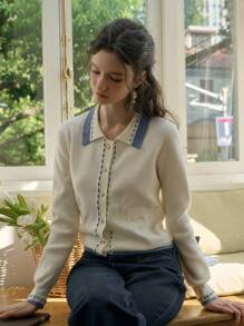 Simple Retro Áo len cardigan cổ tim cài nút màu dành cho nữ - Màu be - Xem 1