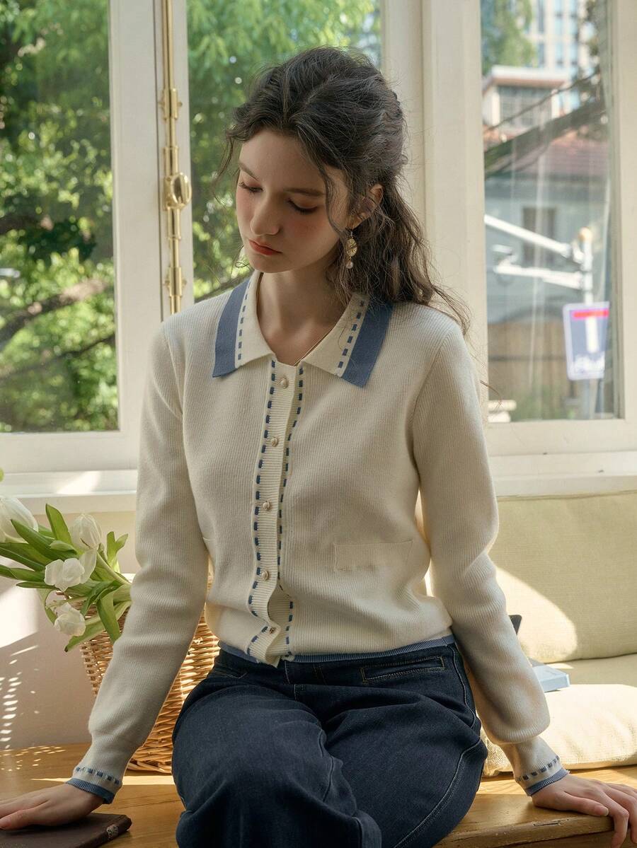 Simple Retro Áo len cardigan cổ tim cài nút màu dành cho nữ - Màu be - Xem 1