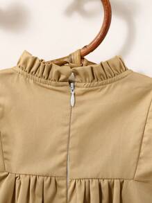 SHEIN 女童优雅经典高端花卉刺绣荷叶边领长袖休闲度假连衣裙，秋冬 - 卡其色 - 查看 6