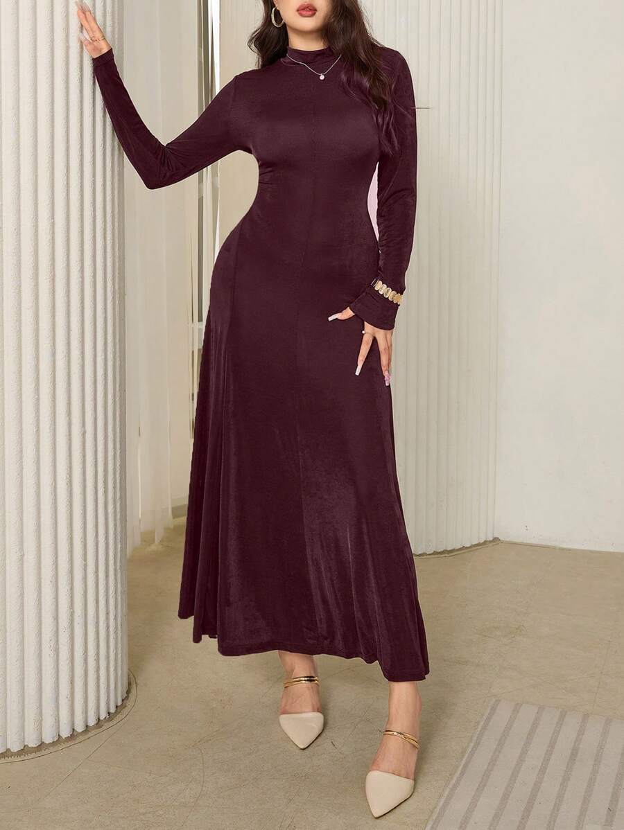 Seusyu 女士简约长款针织高领 A 字形毛衣连衣裙 - 咖啡棕 - 查看 1