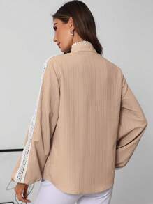SHEIN Clasi 女式秋季花卉装饰长袖撞色蕾丝优雅衬衫 - 卡其色 - 查看 3