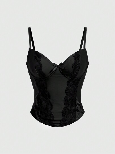 Goth Top à bretelles fines avec dentelle contrastée et décorations de corde à la taille, adapté pour les fêtes du nouvel an