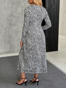 SHEIN Pregnant Women Casual Elegant Deep V-Neck Leopard Print Long Sleeve Dress, Autumn, For Maternity - Multicolor - View 2
