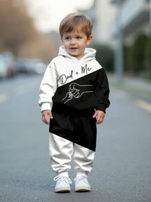 SHEIN Leap Crew 幼儿男童休闲简约字母图案黑白拼布宽松柔软针织连帽衫和裤子套装，适合秋冬季 - 黑與白 - 查看 1