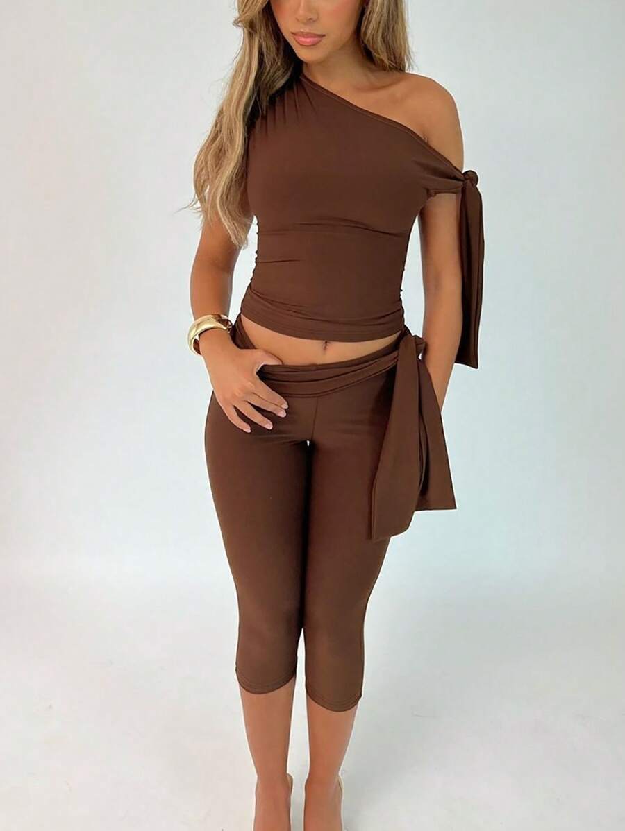 2 件套女士纯色不对称领口修身上衣和 3/4 紧身裤休闲装 - 咖啡棕 - 查看 1
