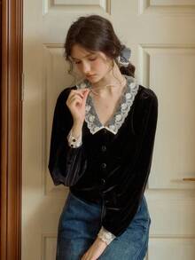 Simple Retro Women's V-Neck Lace Patchwork Colour-Blocked Velvet Shirt - Black - View 3