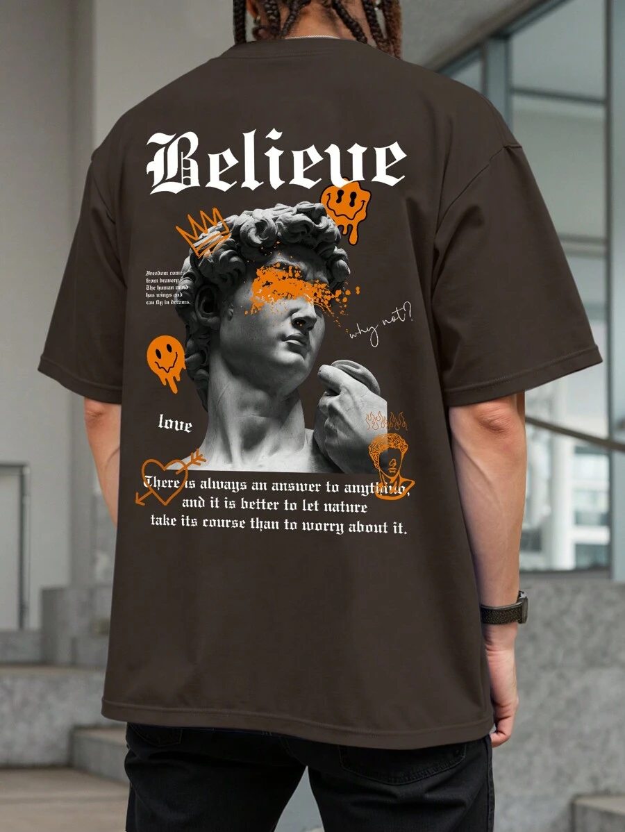 Manfinity LEGND Camiseta de cuello redondo de manga corta con estampado de escultura y lema casual diaria para hombres, verano - Café integral - Ver 1