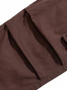 SHEIN 青少年男孩时尚休闲深咖啡色宽松工装口袋设计男孩牛仔裤，适合日常穿着和秋装 - 咖啡棕 - 查看 4