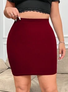 SHEIN EZwear Minifalda entallada de unicolor para Día de San Valentín, tallas grandes para mujeres - Burdeos - Ver 1