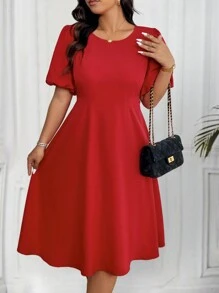 SHEIN Clasi 大码女式优雅纯色泡泡袖收腰连衣裙新年服装长款女装