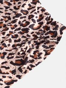 SHEIN Tween-Mädchen Lässiges 2-teiliges Set aus kurz geschnittenem T-Shirt mit Leopardenmuster, langen Ärmeln, Kordelzug und Cargohose