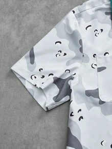 Manfinity EMRG Plus Size Men Casual Camouflage Print Short Sleeve Shirt And Pants 2pcs Set - Multicolor - View 3