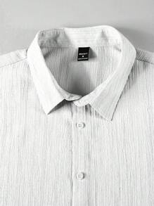Manfinity Hypemode 1pc Men's Solid Color Front Button Short Sleeve Shirt Collar Casual Top