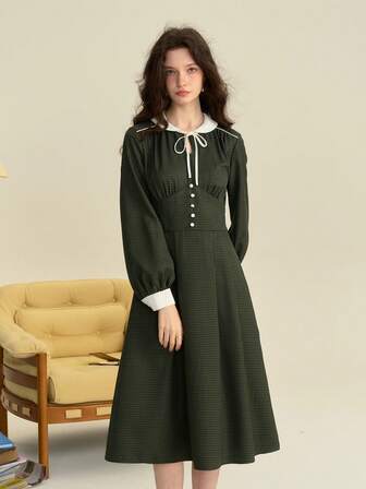 Simple Retro Women's Autumn And Winter Casual Round Neck Plaid Tie Bow Collision Green Retro Elegant Long-Sleeved Long Dresses