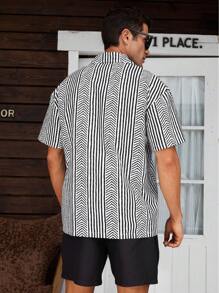 Horizaway 男士全印花翻领短袖衬衫和抽绳腰短裤沙滩装，夏季