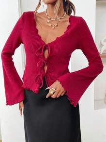 SHEIN VCAY Camiseta de manga larga con textura de punto acanalado roja para mujer, uso para ir al trabajo, estilo minimalista, con decoración de lazo - Rojo - Ver 1