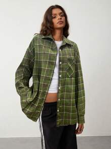 TRNVIE 1 pieza Camisa larga holgada de manga larga con botones y estampado de cuadros vintage para mujer, estilo universitario retro, otoño/invierno