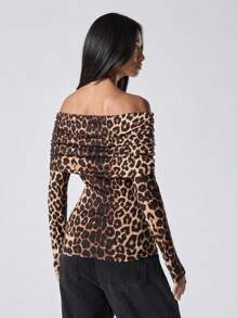 SHEIN EZwear Leopard Print Long Sleeve Folding Shoulder T-Shirt, Casual Daily Wear