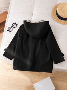SHEIN 1 pieza Abrigo impermeable a cuadros de manga larga, capucha y diseño casual y lindo para niños, apropiado para la escuela, viajes, otoño/invierno