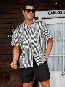 Horizaway 男士全印花翻领短袖衬衫和抽绳腰短裤沙滩装，夏季