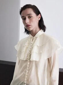 Ontre 新年系带设计纽扣荷叶边复古宫廷风格半透明杏色优雅女士长袖衬衫，分层荷叶边领衬衫，秋季女士精致外套 - 杏色 - 查看 9