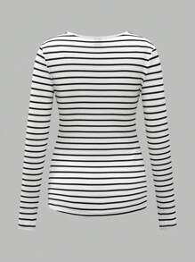 SHEIN Modmama Women Plus Size Maternity Nursing Tops, Comfy Long Sleeve Breastfeeding T-Shirt, Autumn Apparel - Black and White - View 14