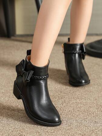 女童黑色靴子，童鞋，儿童高跟靴，女童黑色侧拉链鞋