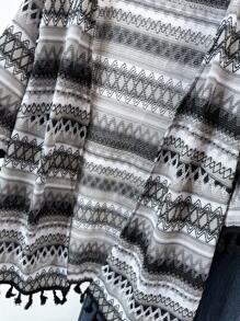 SHEIN LUNE Plus Size Tassel Decor Short Sleeve Striped Casual Loose Jacket