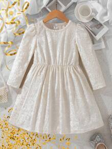 Robe A-line en velours col rond pour jeune fille, manches longues. Tenue de fête haut de gamme et élégante pour occasion spéciale. Assortiment mère-fille. Couleurs abricot et champagne pour l'automne/hiver - Champagne - Voir 1