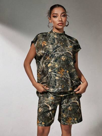 SHEIN SXY Tuta casual da donna a due pezzi con stampa mimetica a ramo