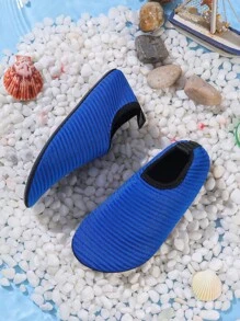 Kids' Water Sports Beach Swimming Socks, Thin Stripe Non-Slip Fitness Yoga Dance Swimming Surfing Lightweight Breathable Beach Shoes - Blue - View 3