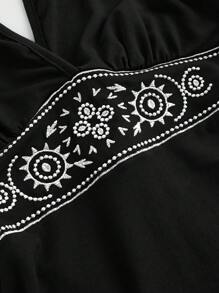 ROMWE Hippie Plus Size Hippie Sun Totem Embroidery Women Sleeveless Layered Hem Dress For Summer