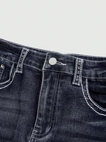 ROMWE J-Fashion Spring/Summer Y2K Style Low-Waisted Denim Mini Skirt With Embroidered Wings & Rhinestone Decor For Women - Blue - View 3