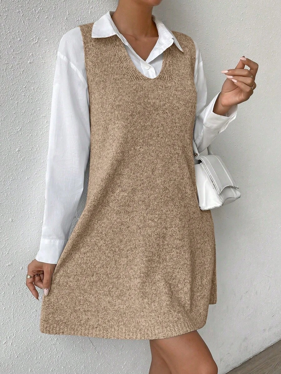 SHEIN Unity 女士纯色 V 领休闲宽松无袖毛衣连衣裙,适合秋季 - 卡其色 - 查看 1