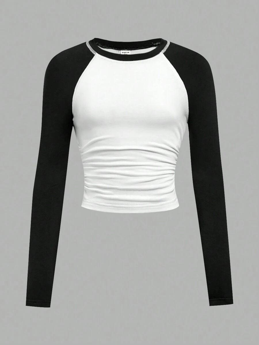 SHEIN Girlism Teen Girls Colorblock Knit Raglan Sleeve Ruched Waist Short Casual Long Sleeve T-Shirt - Black and White - View 1