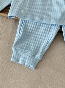 SHEIN 3 pièces Ensemble de pyjama bébé garçon mignon et simple avec pantalon et chapeau à col oblique, manches longues, doux, confortable et respectueux de la peau