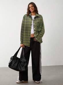 TRNVIE 1 pieza Camisa larga holgada de manga larga con botones y estampado de cuadros vintage para mujer, estilo universitario retro, otoño/invierno