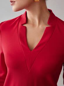 MOTF PREMIUM 纯色 V 领修身 T 恤 - 紅色 - 查看 3