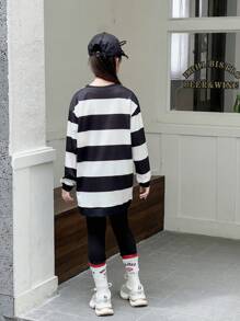 SHEIN 2 Peças Conjunto de Moletom Longo e Legging de Ajuste Folgado de Listras Pretas e Brancas para Meninas Pré-Adolescentes, Moda Casual Coreana - Multicolorido - Visão 2
