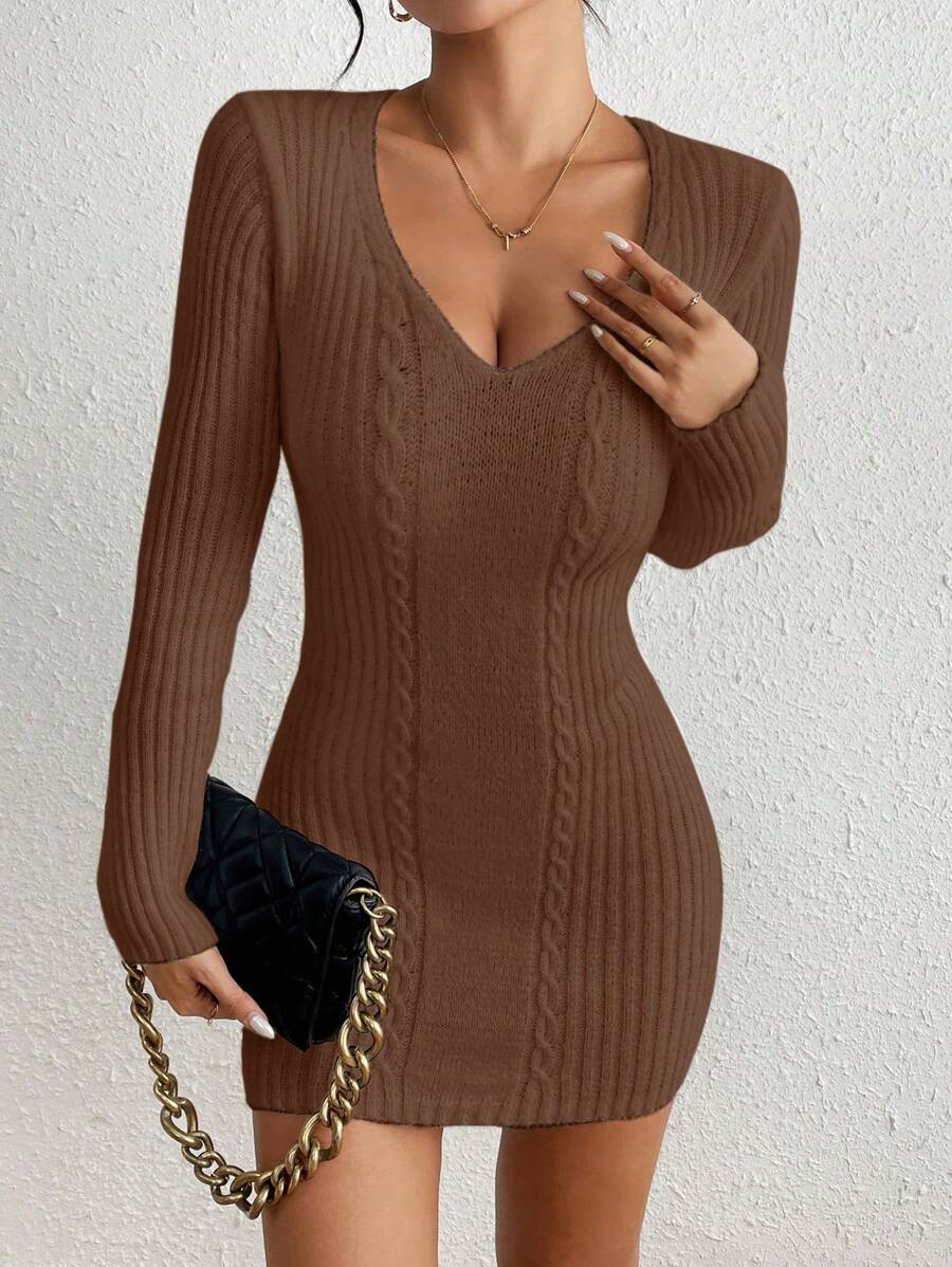 Chiquease 女式纯色 V 领长袖简约短款休闲毛衣连衣裙