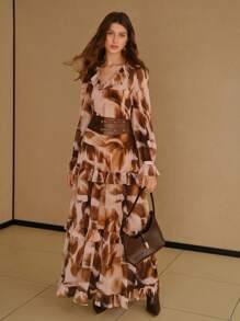 MOTF STUDIO Vestido sin corsé de gasa con estampado integral, escote en V, mangas acampanadas y ribete de volantes