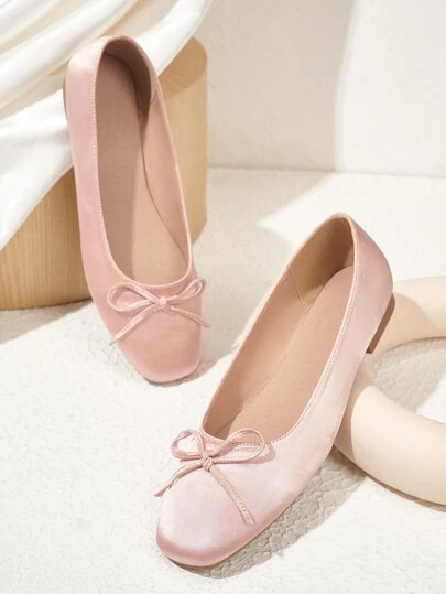 CUCCOO DOLLMOD 经典纯色蝴蝶结装饰优雅甜美平底乐福鞋新年假期